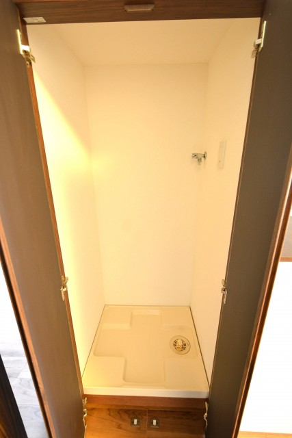 サンセール広尾　洗濯機置場