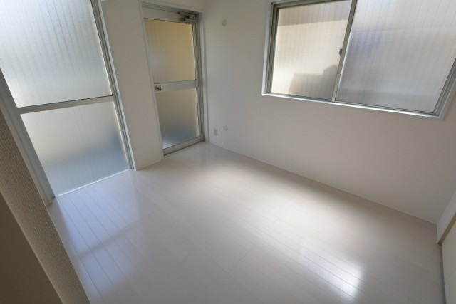 ユニーブル上馬　2F洋室4.0帖107