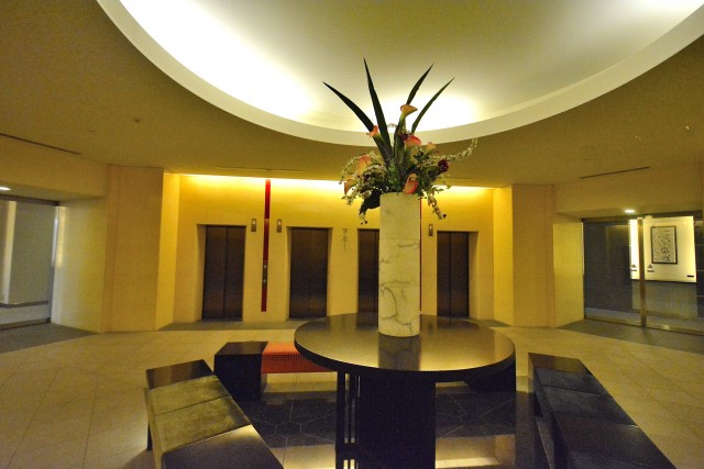 芝浦アイランドケープタワー　1Fエレベーターホール