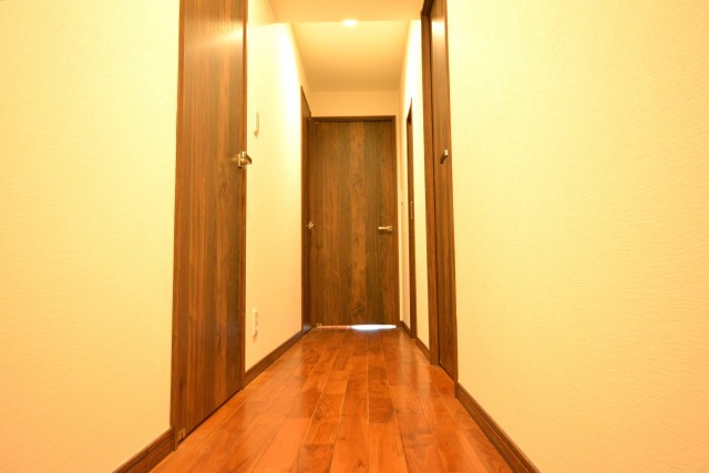 砧スカイハイツ　廊下2