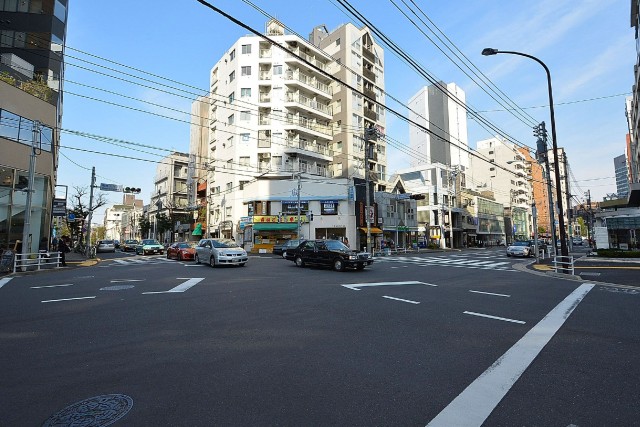 ライオンズマンション南青山グランフォート　周辺