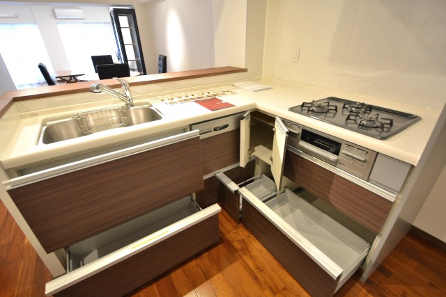 砧スカイハイツ　キッチン収納