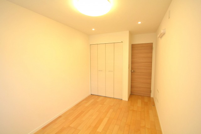 ファミール築地　洋室1逆サイド