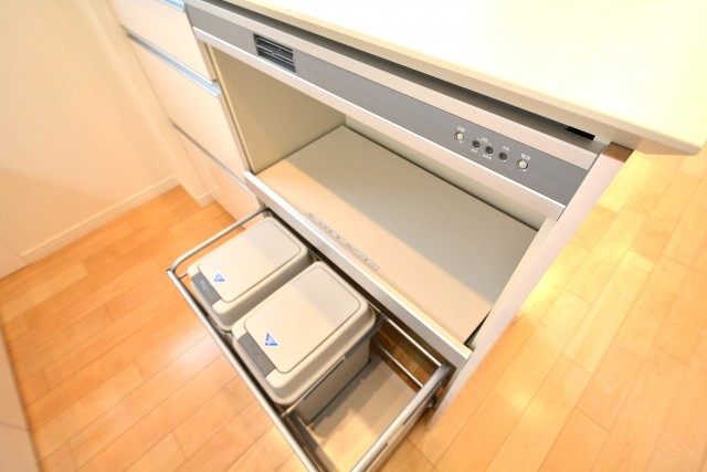 ファミール築地　キッチンゴミ箱