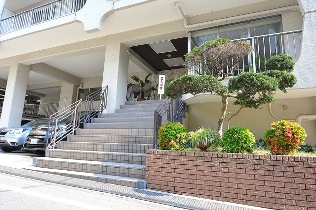 代々木スカイハイツ　エントランス