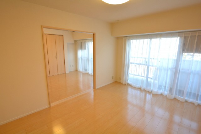 シャンボール上馬　リビングドアオープン