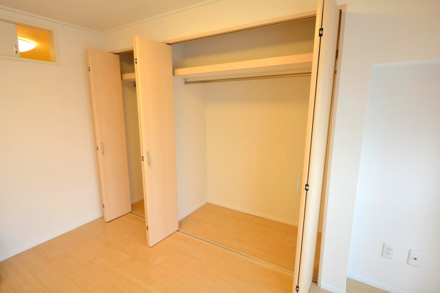 シャンボール上馬　洋室収納