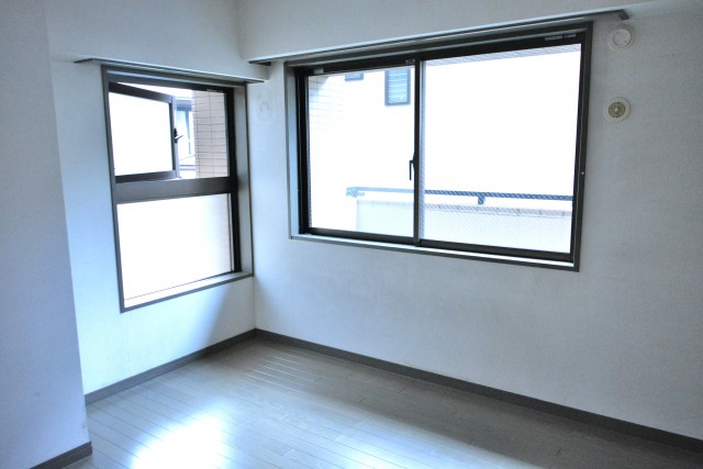 ディアナコート成城　洋室5.3