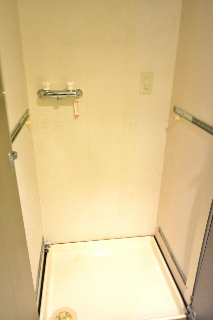 ディアナコート成城　洗濯機置場