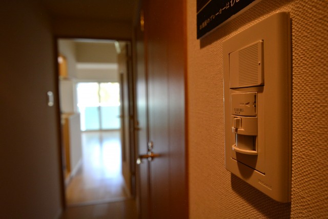 アフェクシオン南烏山　玄関ライト