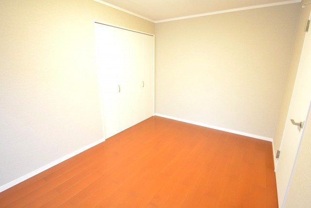 東武ハイライン第2芝虎ノ門　洋室逆サイド