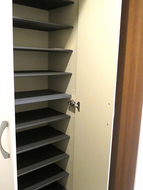 ブリリアンス五反田　シューズBOX