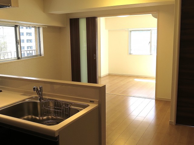 ブリリアンス五反田　リビングダイニング