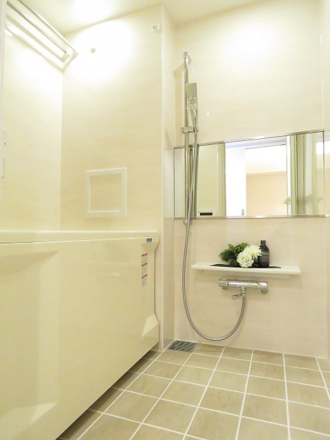 月島四丁目住宅　バスルーム