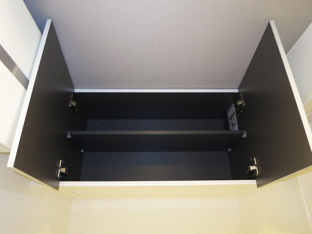 本郷壱岐坂ハイツ　機能的な洗面化粧台