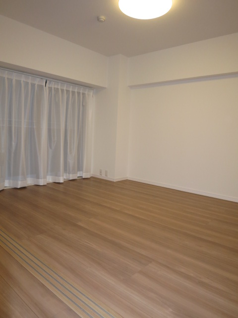 本郷壱岐坂ハイツ　約6.0帖の洋室