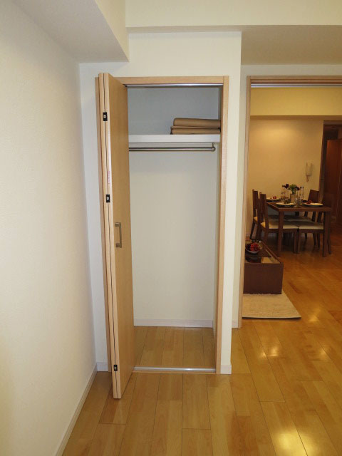 約6.0帖の洋室　収納