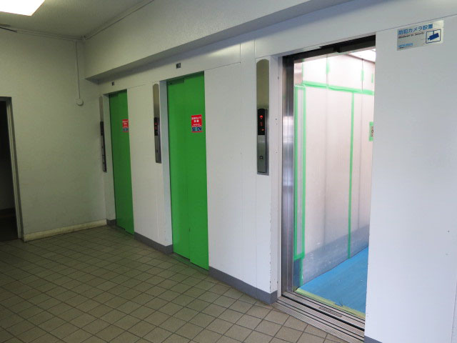 戸山ハイツ　エレベーター