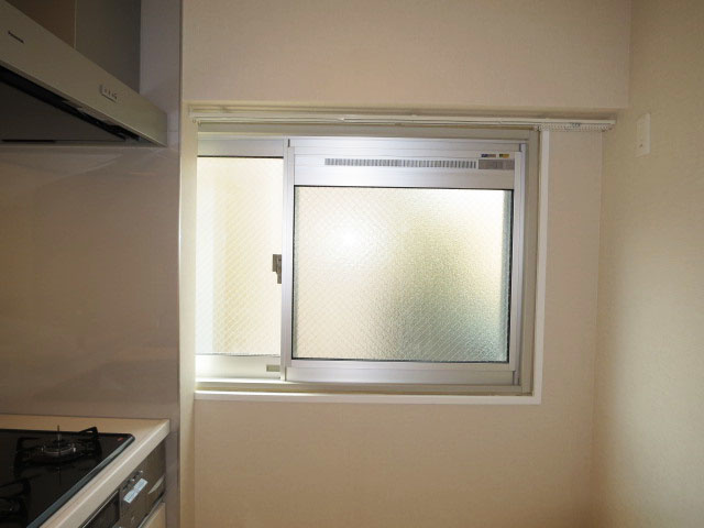 トーア早稲田マンション　機能的なシステムキッチン