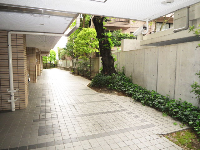 テラス目白　エントランス