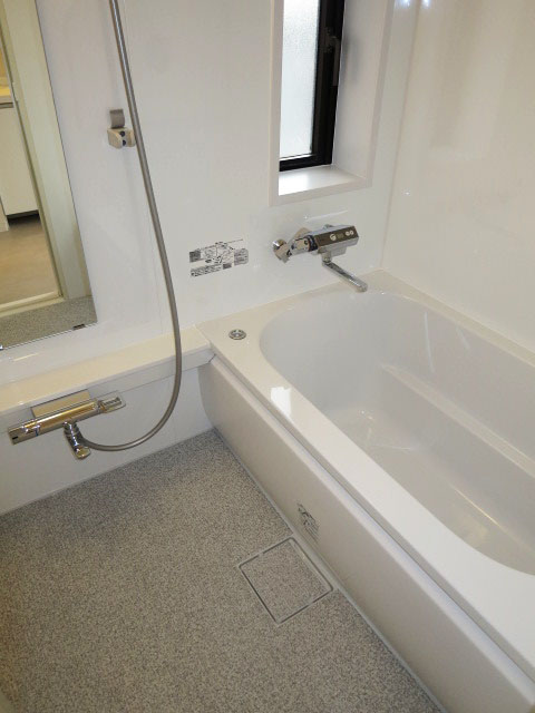 バスルームにも窓があります