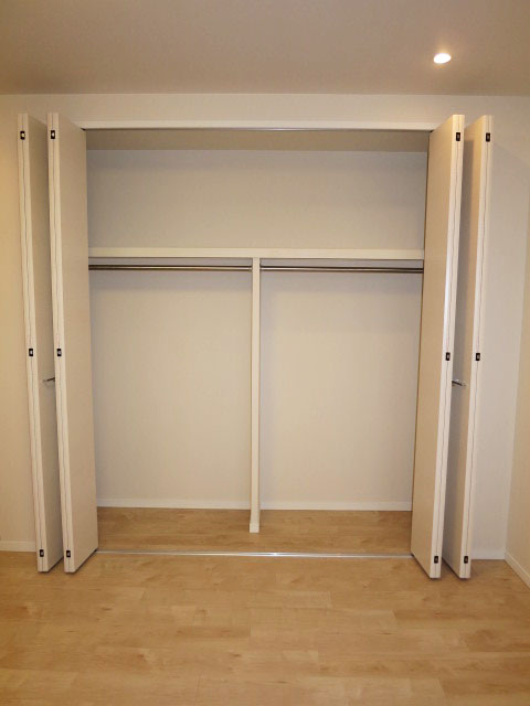 約7.2帖の洋室　収納