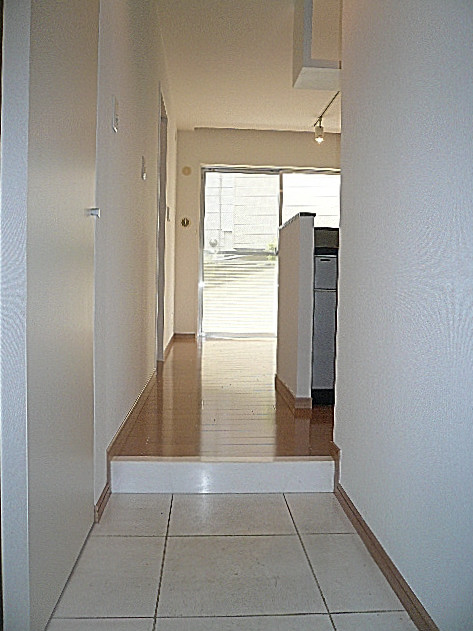 ホームズ緑が丘　玄関ホール