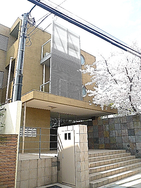 ホームズ緑が丘　外観