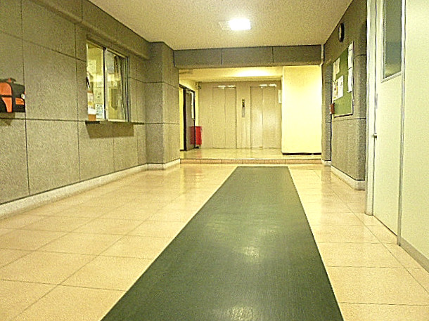 東建マンション学芸大　エントランスホール