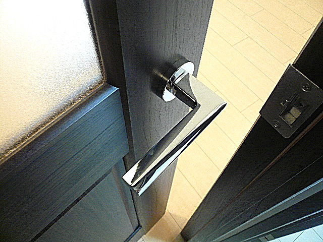 東建マンション学芸大　扉