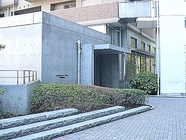 深沢ハウス　フロント