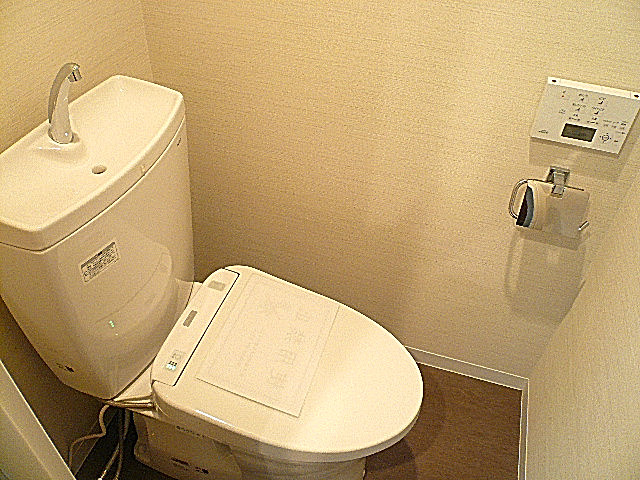 ウォシュレット付トイレ