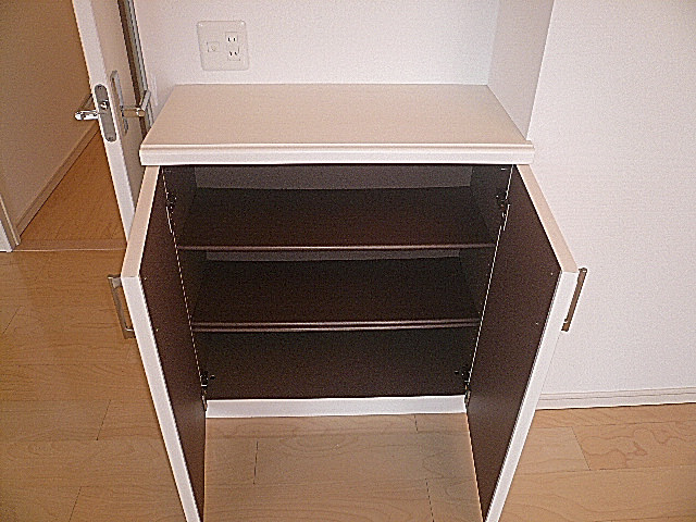 マンション第二恵比須苑　カウンター収納