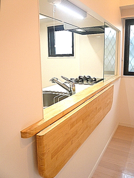 マイキャッスル池尻大橋　折り畳み式カウンター