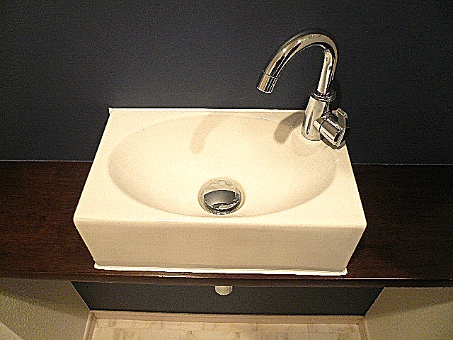 トイレ　洗面台