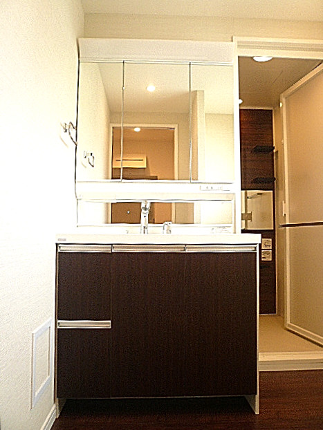 ユニーブル上馬　洗面化粧台