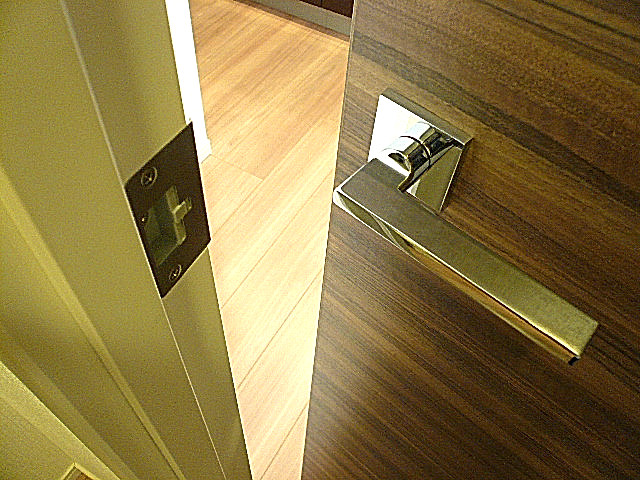 恵比寿グリーンハイム　LDKへの扉