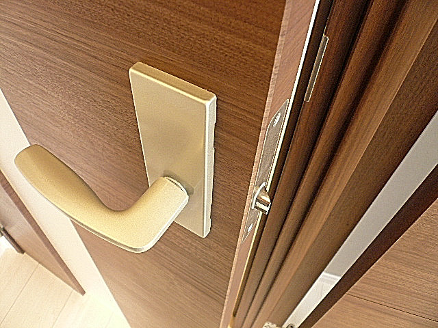 ニュー恵比寿フラワーマンション　LDKへの扉