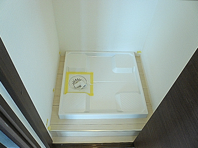 ニュー恵比寿フラワーマンション　洗濯機置き場