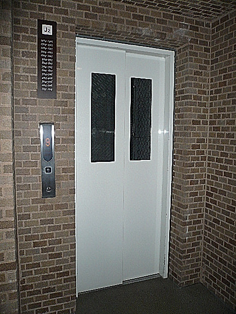 深沢ハウス　エレベーター