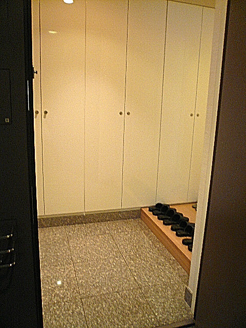 深沢ハウス　玄関ホール