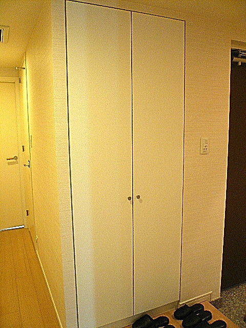 深沢ハウス　玄関収納