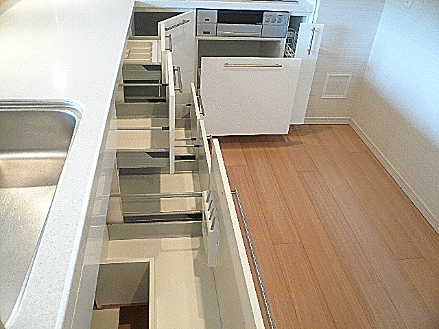 深沢ハウス　キッチン収納