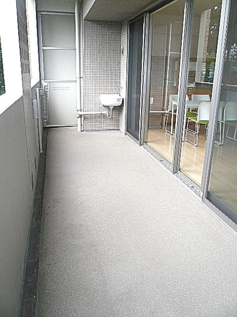 深沢ハウス　バルコニー