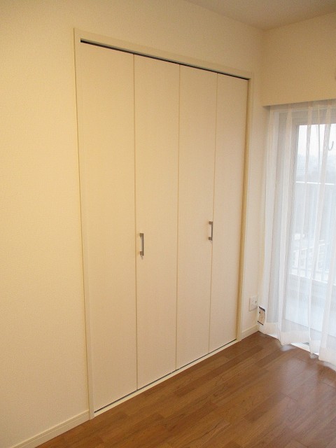 戸山ハイツ 洋室１