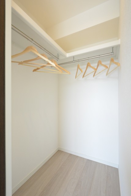 アフェクシオン南烏山 洋室1