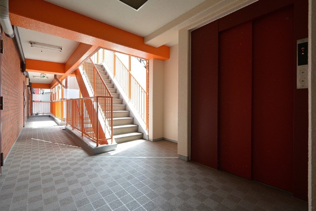 フジタ野沢マンション 玄関