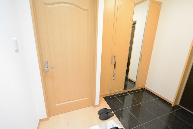 テラス目白 玄関