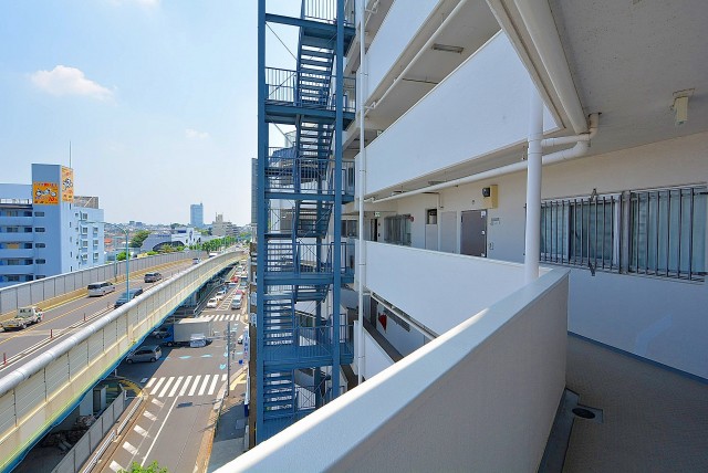 砧スカイハイツ 　外廊下