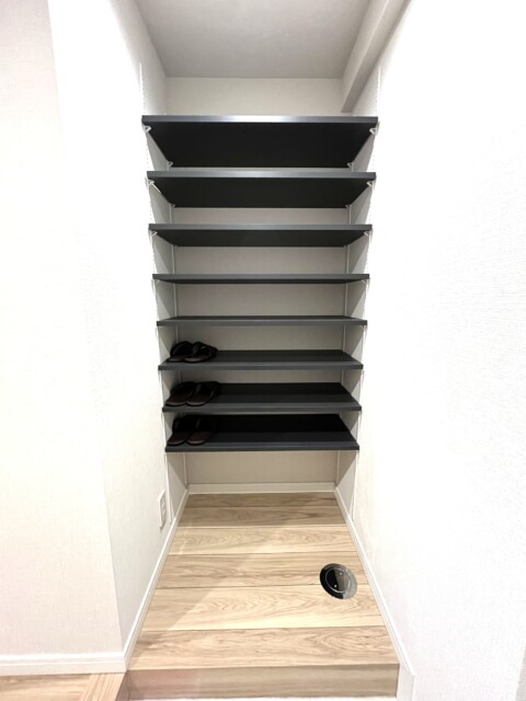 常磐松サマリヤマンション 玄関廊下